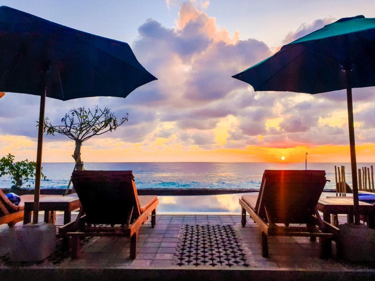 Juan Beach Bungalow Batununggul Exterior foto